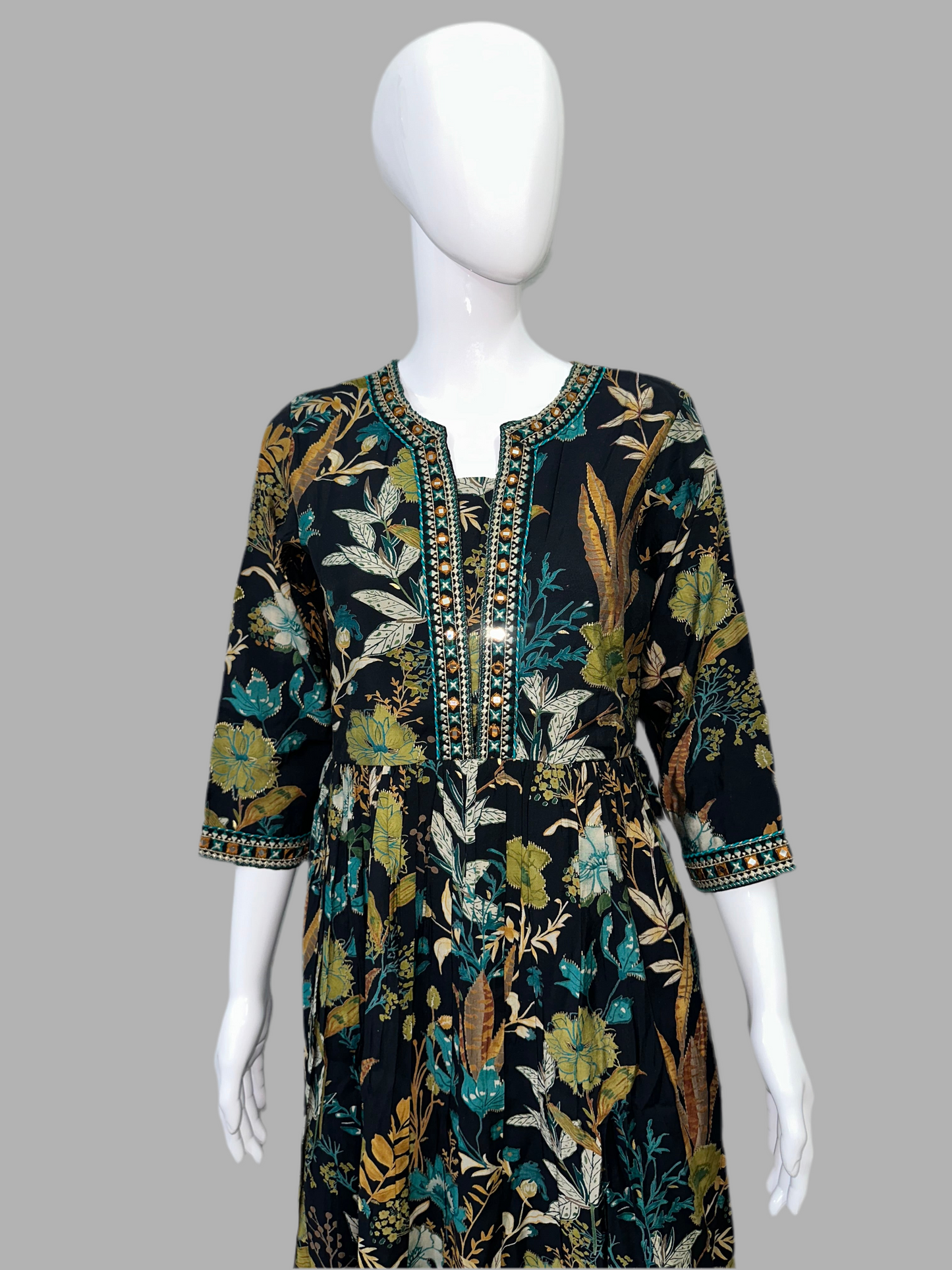 Pheran Black Floral Women's  Anarkali Kurta Set with Dupatta (M4-1973-BL-AK)